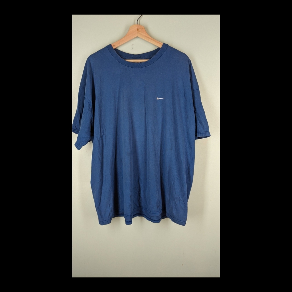Vintage 1990s Nike Small Swoosh tee